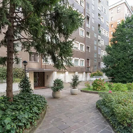 Guesthost - M1 Pagano Comfortable Apartament