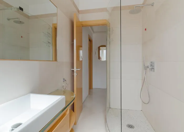 Guesthost - M1 Pagano Comfortable Apartament