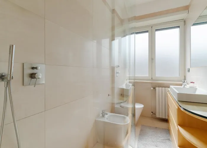 Guesthost - M1 Pagano Comfortable Apartament *
